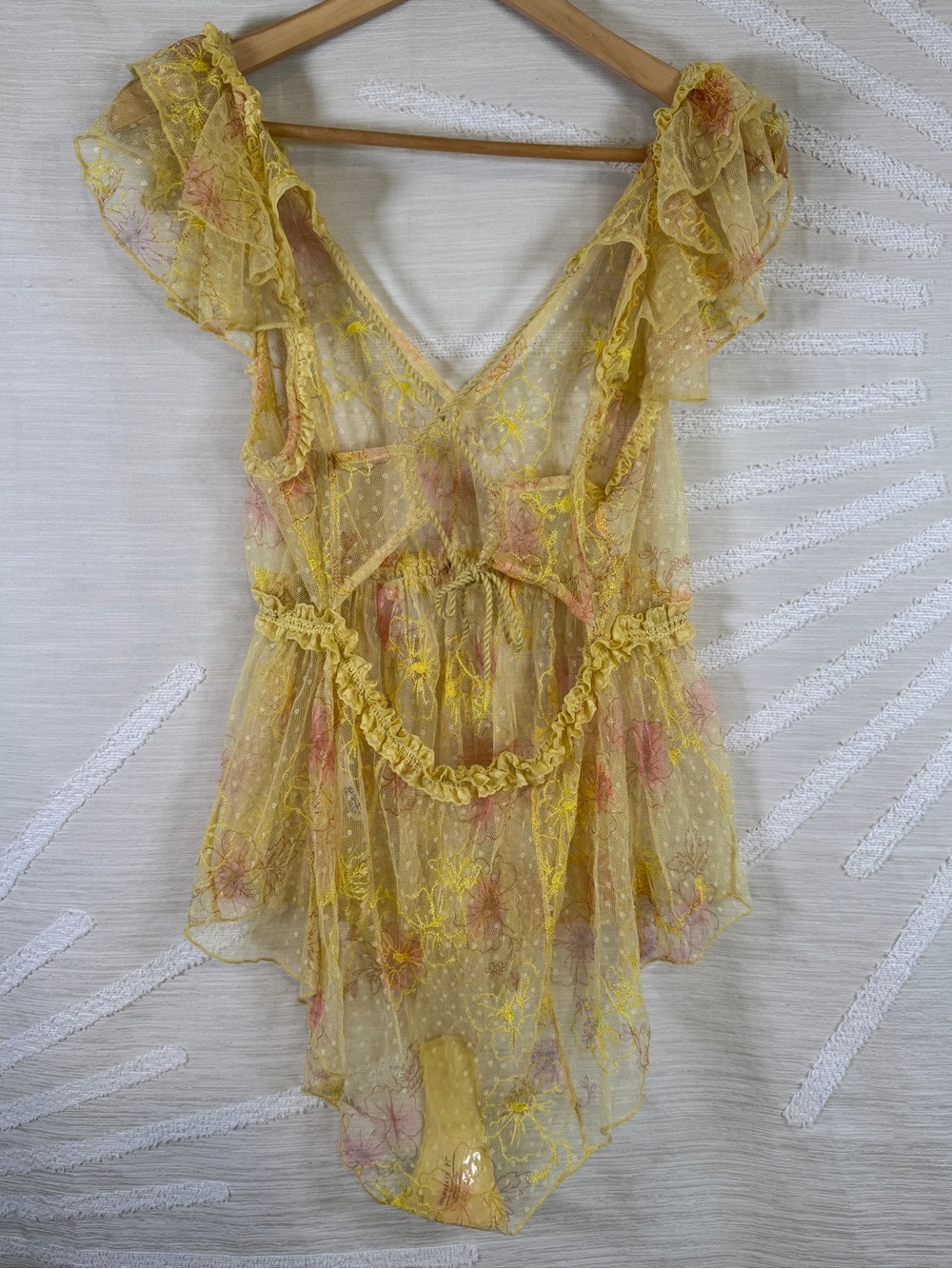 Free People Postcard From Paris Teddy Yellow Floral Mesh Bodysuit Medium - Picture 3 of 8